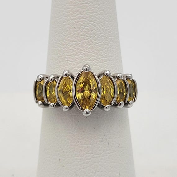 Vintage Silver Tone Cocktail Ring with 7 Faux Citrine Marquise Stones Statement Ring Right Hand Ring Costume Jewelry Statement Band Women