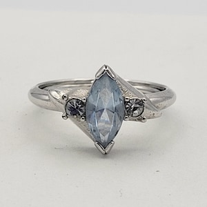 Vintage Avon Silver Tone Marquise Faux Aquamarine & CZ Accent Solitaire Cocktail Ring Statement Right Hand Ring Costume Jewelry US 6-7 Blue