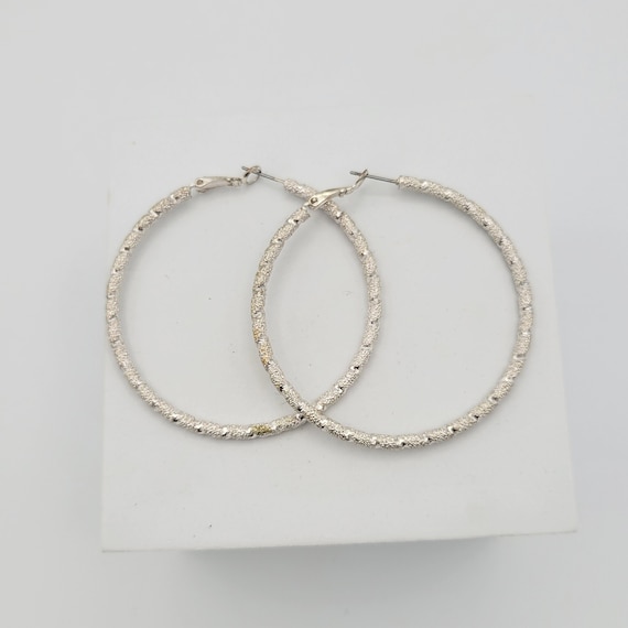 Vintage Silver Tone Textured Rope Patterned Hoop Earrings Costume Jewelry Retro Women Statement 2 3/8" Diameter Oversize Large Sparkle