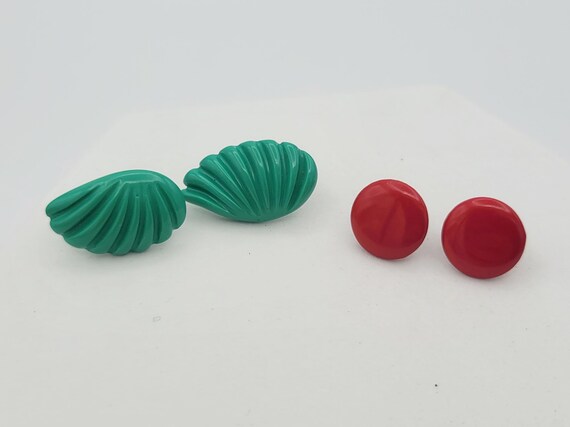 Two Pairs of Vintage 1980s Stud Earrings Costume Jewelry Statement Accessories Women Teal Wings & Red Enamel Dots Circle Round Vibrant