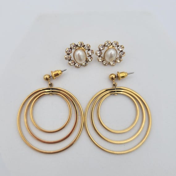 Two Pairs of Vintage Gold Tone Earrings Geometric Dangle Earrings & Faux Pearl and Rhinestone Studs Costume Jewelry Retro Women Statement