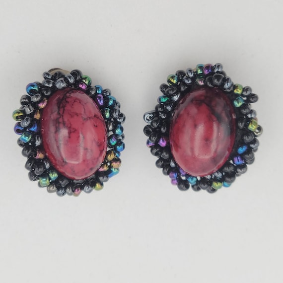 Vintage Marbled Red Cabochon & Black Iridescent Beaded Clip On Earrings Costume Jewelry Statement Retro Accessories Women 1" Lightweight