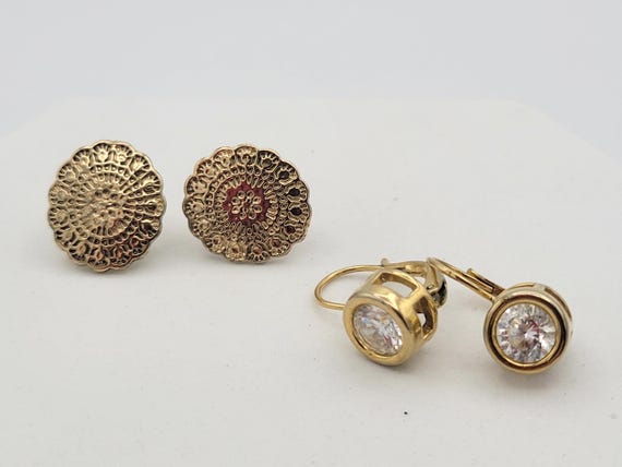 2 Pair of Vintage Gold Tone Earrings Medallion Studs & Round CZ Lever Back Drop Earrings Costume Jewelry Retro Women Statement Sparkle