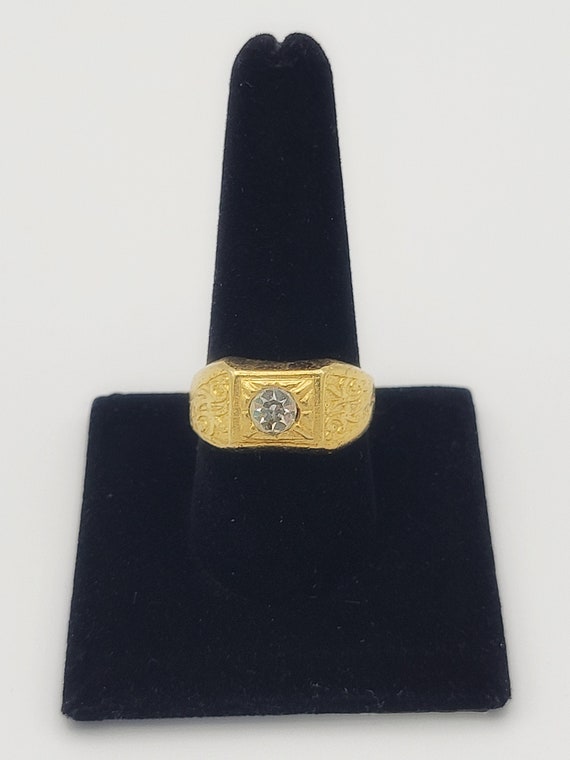 Vintage Gold Tone Filigree & Cubic Zirconia Men's Statement Ring Right Hand Ring Costume Jewelry US 9 1/2 Solitaire Pinky Ring Chunky 1970s