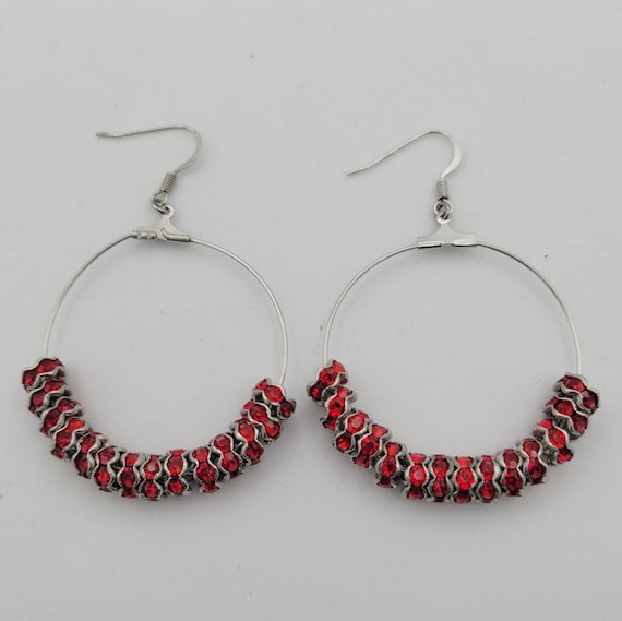 Vintage NEW Silver Tone Circular Dangle Earrings with Red Rhinestone Slider Beads Costume Jewelry Retro Statement Women Drop Beaded Hoops