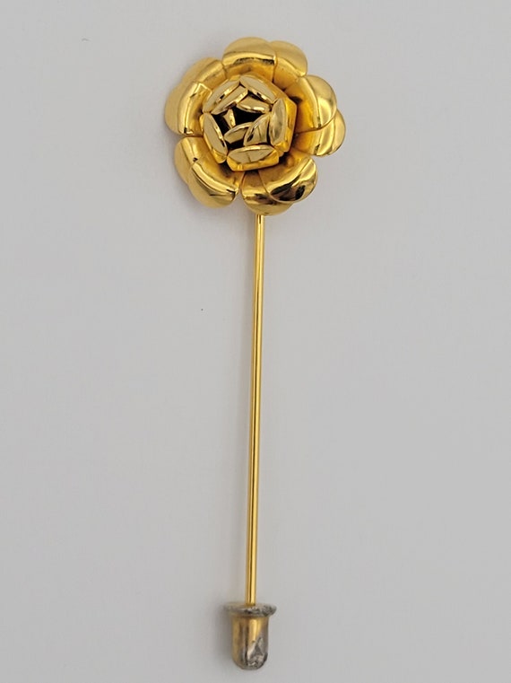 Vintage 1960s Gold Tone 3D Rose Stick Pin Costume Jewelry Retro Statement Women Straight Hat Brooch Petals Dome Stacked Layered Shiny