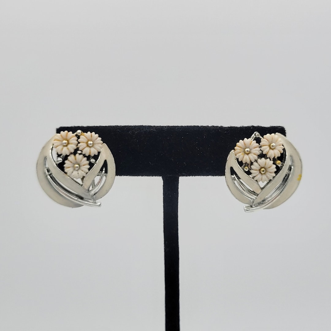 Boucles D'oreilles Vintage Années 1960 – Style Rétro élégant, Occasion Bon état