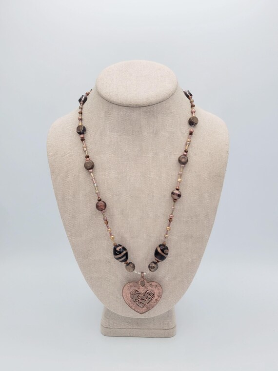 Vintage Single Strand Copper & Bronze Colored Beaded Necklace with Copper Openwork Heart Pendant Costume Jewelry Retro Women Statement