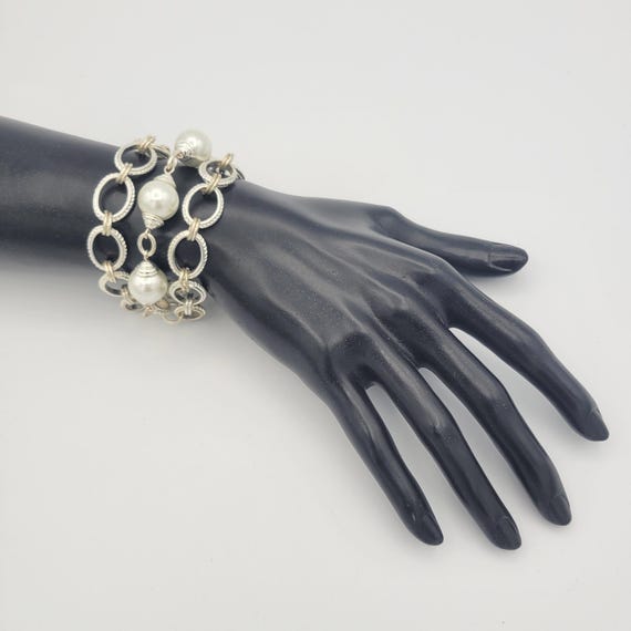 Vintage 3 Strand Chunky Silver Tone Cable Chain Bracelet with White Faux Pearls Costume Jewelry Retro Statement Women Toggle Clasp Wide