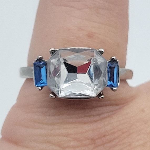 Vintage Silver Tone CZ & Faux Sapphire Statement Cocktail Ring Right Hand Costume Jewelry US 7 1/4 Clear Crystal Solitaire Emerald Cushion
