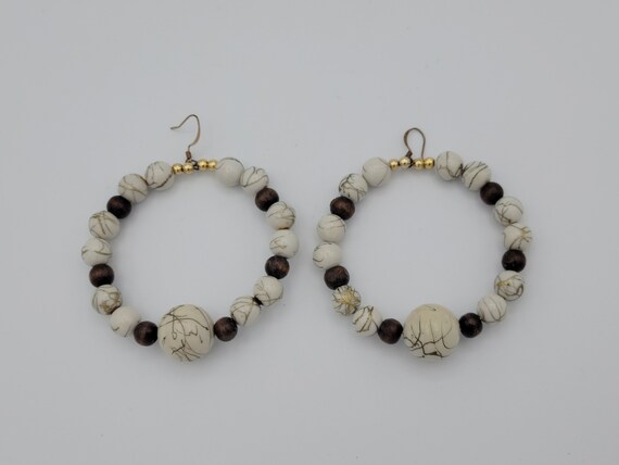 Vintage Gold Tone, White & Wooden Beaded Circular Dangle Earrings with Splatter Accents Costume Jewelry Statement Retro Accessories Women