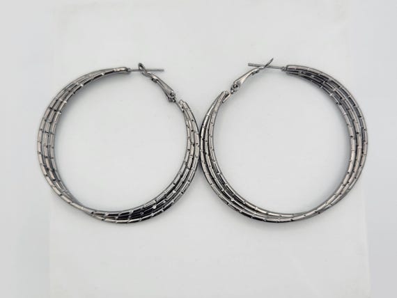 Vintage Black Gunmetal Oversize Triple Hoop Earrings Costume Jewelry Retro Women Statement 2 1/8" Large Loop Circle Lever Back Textured