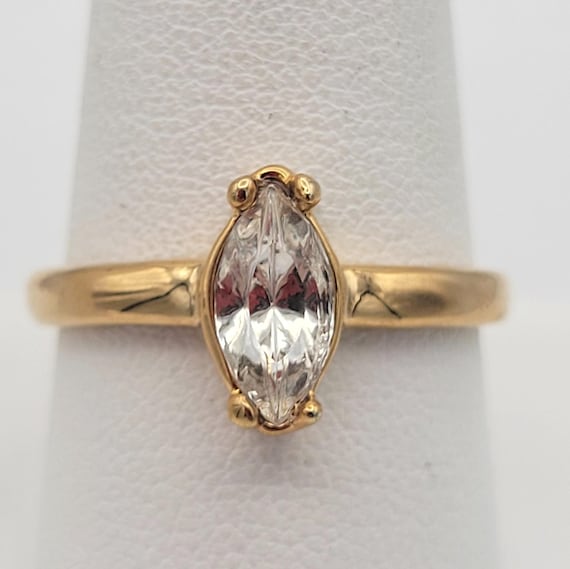 Vintage Gold Tone & Marquise Faceted Cubic Zirconia Stone Statement Cocktail Ring Right Hand Costume Jewelry Crystal Solitaire Travel