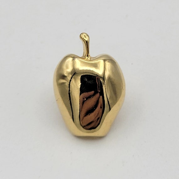 Vintage Jubilee Gold Tone Domed Apple Brooch Pin Tack Costume Jewelry Retro Statement Women Accent Lapel Stem Small Micro Mini Hat Tie