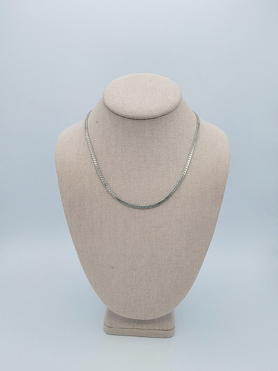 Vintage 18" Silver Tone Herringbone Chain Necklace Costume Jewelry Retro Statement Classic 1/8" Wide Chrome Textured Edge Spring Ring Clasp