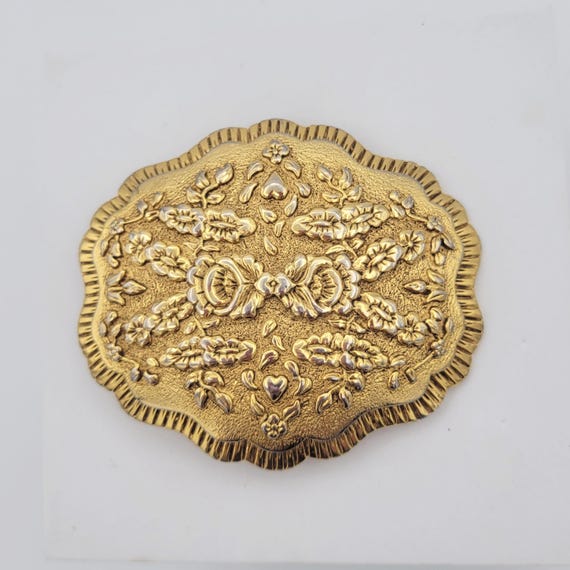 Vintage Gold Tone Textured & Filigree Floral Belt Buckle Costume Jewelry Statement Retro Women Accessories Ruffle Edge Flowers Hearts