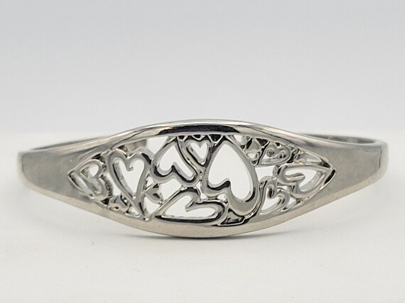Vintage Openwork Hearts Silver Tone "Love Between Mother & Daughter" Hidden Message Cuff Bracelet Costume Jewelry Retro Women Statement