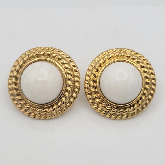 Vintage Gold Tone Rope Textured Button Stud Earrings with Cracked White Faux Pearl Cabochons Costume Jewelry Statement Accessories Posts