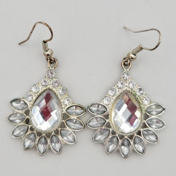 Vintage Silver Tone Rhinestone Encrusted Dangle Earrings Costume Jewelry Women Statement Retro Pear Marquise Faceted Round Teardrop Clear