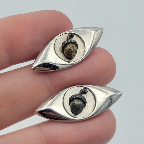 Vintage Anson Chrome Finish Silver Tone Men's Cuff Links with Gold Tone Acorn Accents Costume Jewelry Suit Men's Accessories Accent Oval