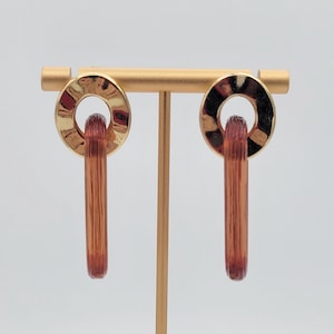 Vintage Gold Tone & Brown Plastic Link Dangle Earrings Costume Jewelry Retro Women Statement Accessories 2" Long Openwork Chunky Textured