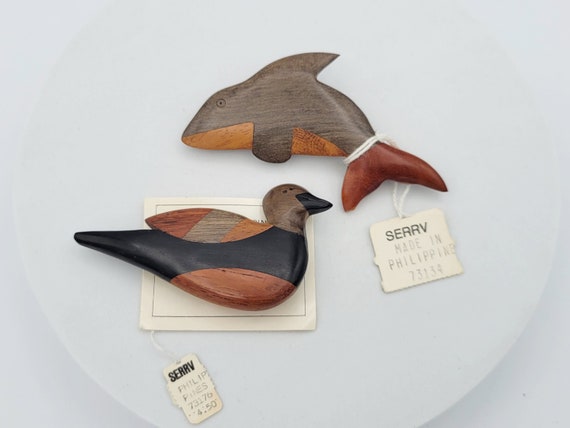 Vintage NEW Made in Philippines Mixed Wood Animal Brooches Costume Jewelry Retro Statement Women Pin Dolphin or Bird Natural Wooden Tags