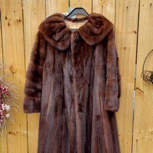 Natural Ranch Mink Coat image 1