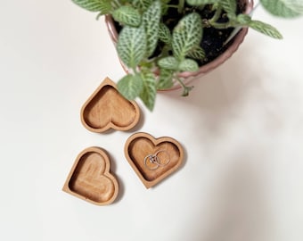 Handmade Wood Heart Tray: Modern Jewelry Ring Dish