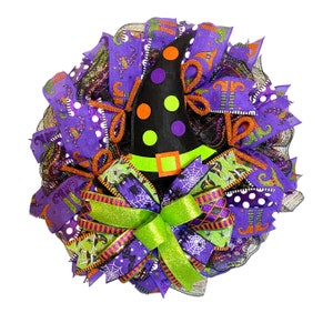 Witches Hat Halloween Wreath, Thin Halloween Wreath, Halloween Wreath for Front Door, Halloween Decor, Mantle Decor, Flat Wreath