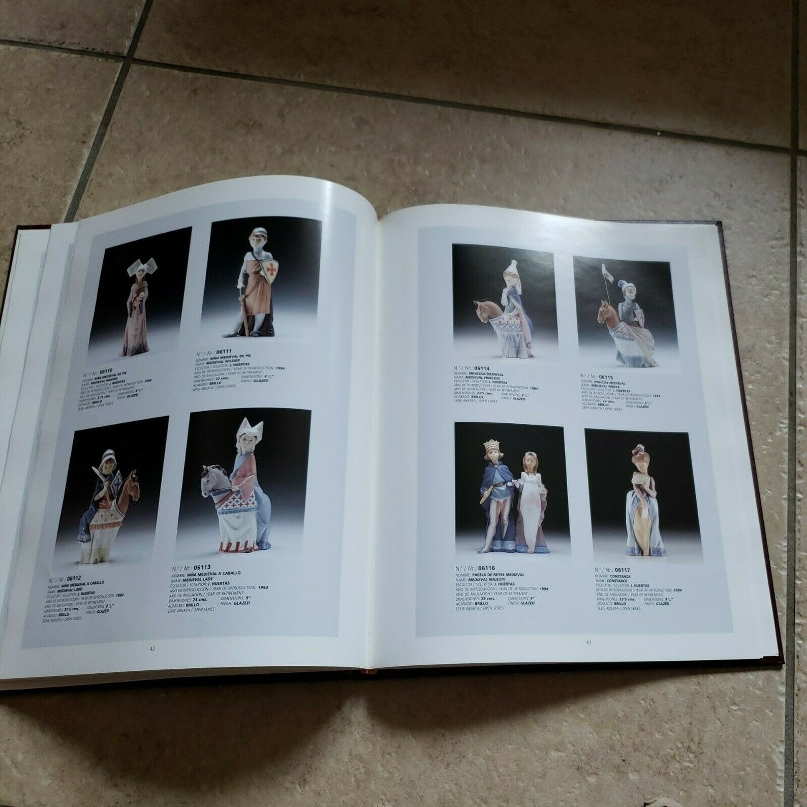 Lladro Collectors Society Catalogue Volume III 19921994 Relié Etsy