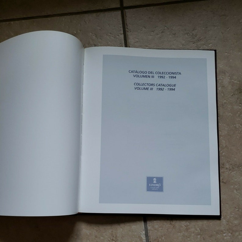 Lladro Collectors Society Catalogue Volume III 19921994 Relié Etsy