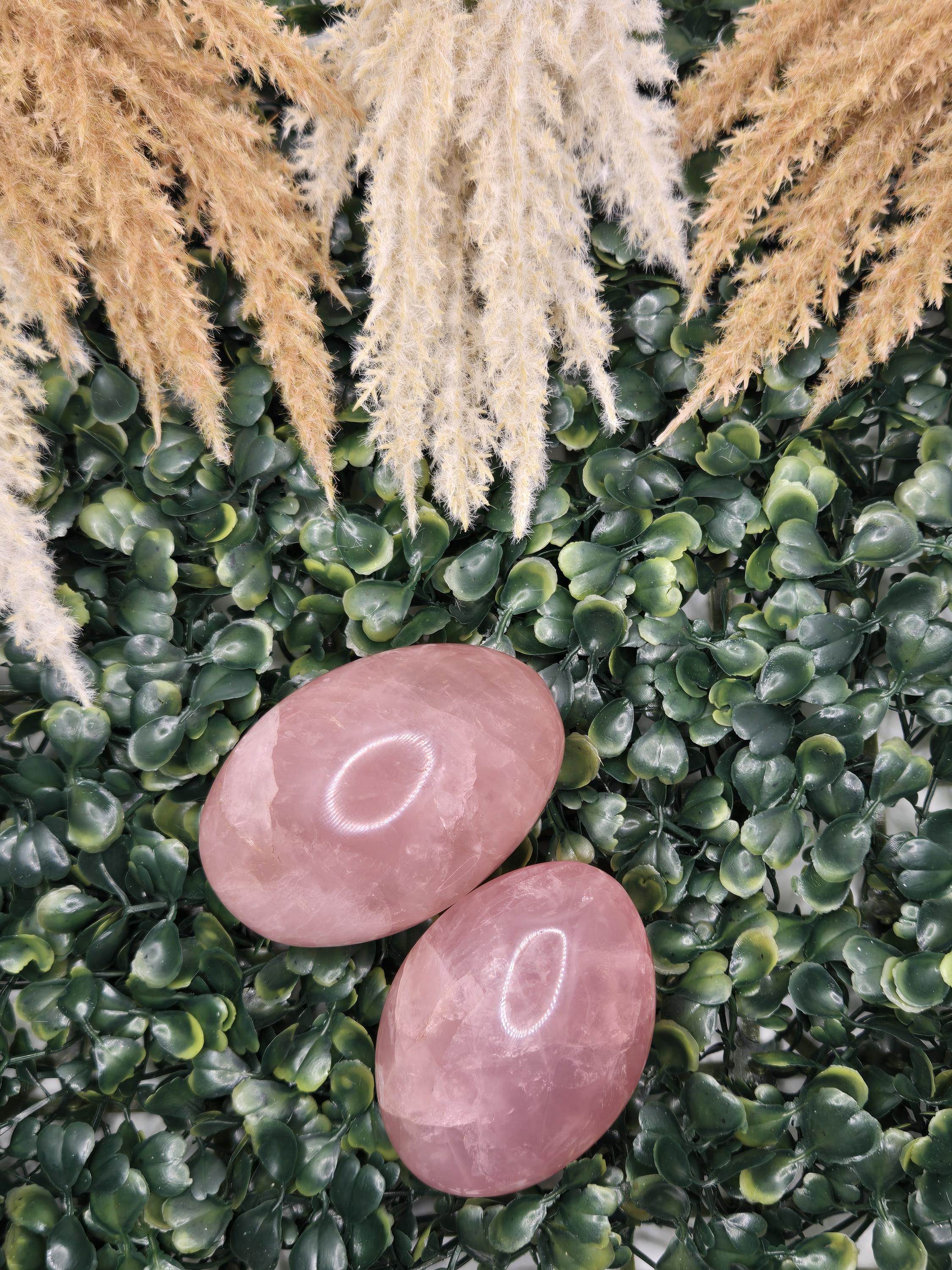Rose Quartz Palm Stone, Beautiful Healing Crystal for Love, Calm and Heart Chakra, Gift for Crystal Collector, Crystal Lover, Meditation