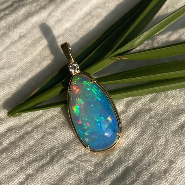 14k grote opaal en diamanten hanger - de Azul