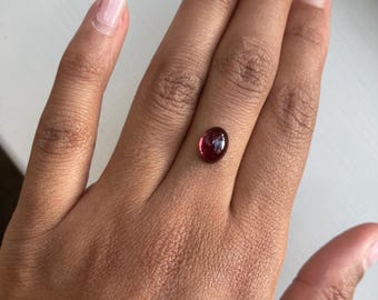 1.9 ct Pink Tourmaline - Oval Cabochon Cut