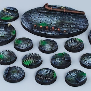 ダンジョン - ウォーゲーム、ミニチュア、フィギュア用の戦闘準備完了 3D ベース - さまざまなサイズ [塗装済み]