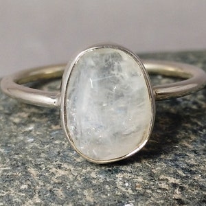Cut Moonstone Ring, 925 Silver Ring, White Stone Ring, Gemstone Ring, Unique Ring, Statement Ring, Handmade Ring, Boho Ring