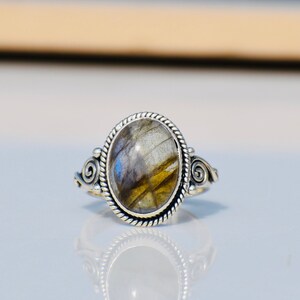 Labradorite 925 Sterling Silver Ring, Natural Fire Labradorite Oval Ring, Statement Ring, Boho Hippie Ring, Crystal Ring, Protection Stone