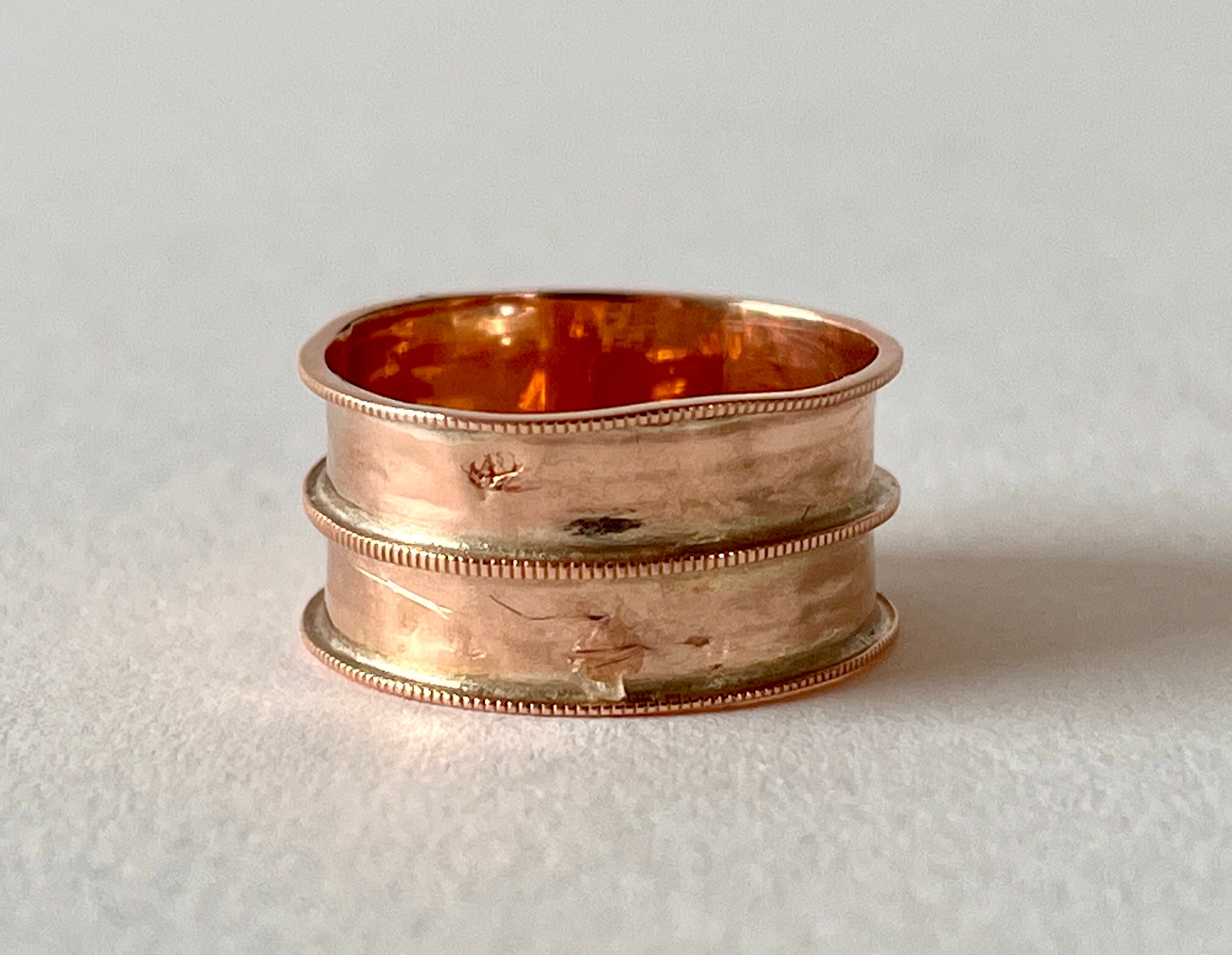 Bague Ancienne En Or 14 Carats Avec Grenade - Style Bohémien Victorien - Taille 7.5