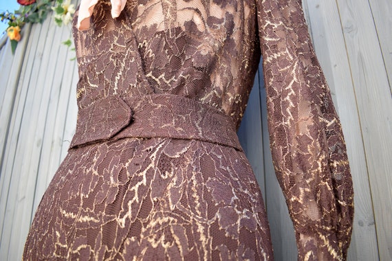 1920s 1930s Brown Gold Lace Crepe Pussybow Maxi D… - image 4