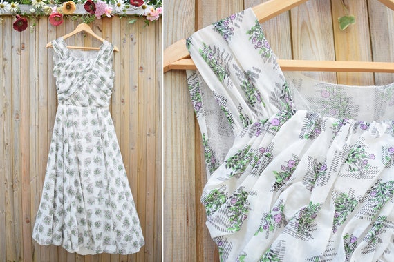 1950s White Lavender Floral Layered Printed Summer