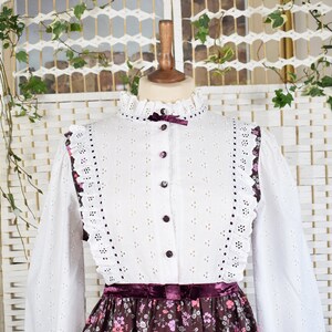 1970s Aubergine White Ditsy Floral Prairie Dress Broderie Anglaise High Neck Frill Collar Approx Size 10 image 2