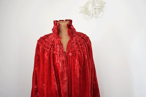 1920s Red Velvet Cape