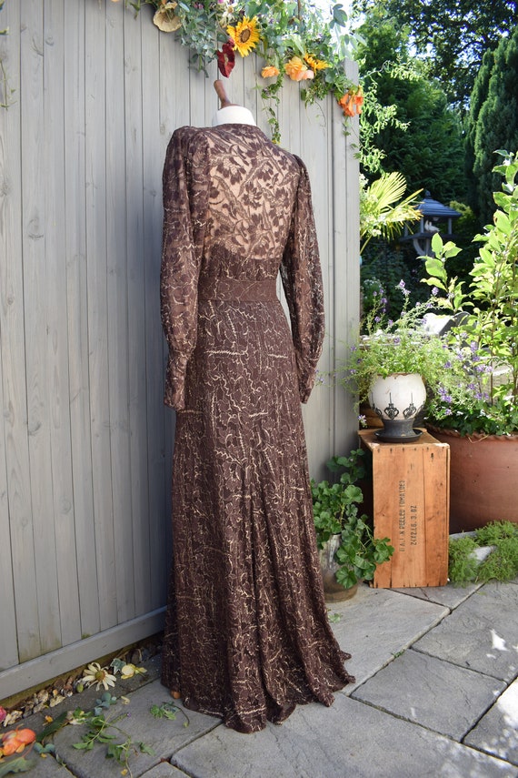 1920s 1930s Brown Gold Lace Crepe Pussybow Maxi D… - image 9