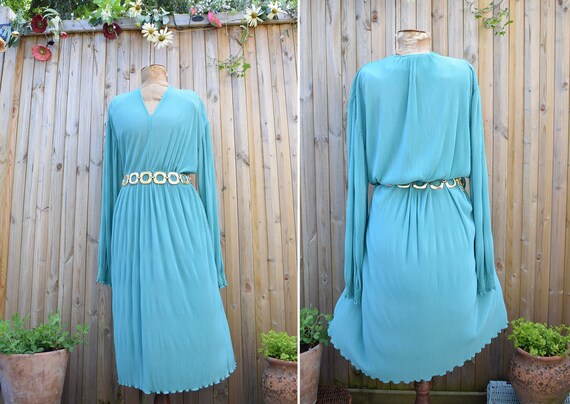 80s/90s Mint Green Floaty Long Sleeved Dress | Summer Dress 80s/90s Mint Green Floaty Long Sleeved Dress | Summer Dress