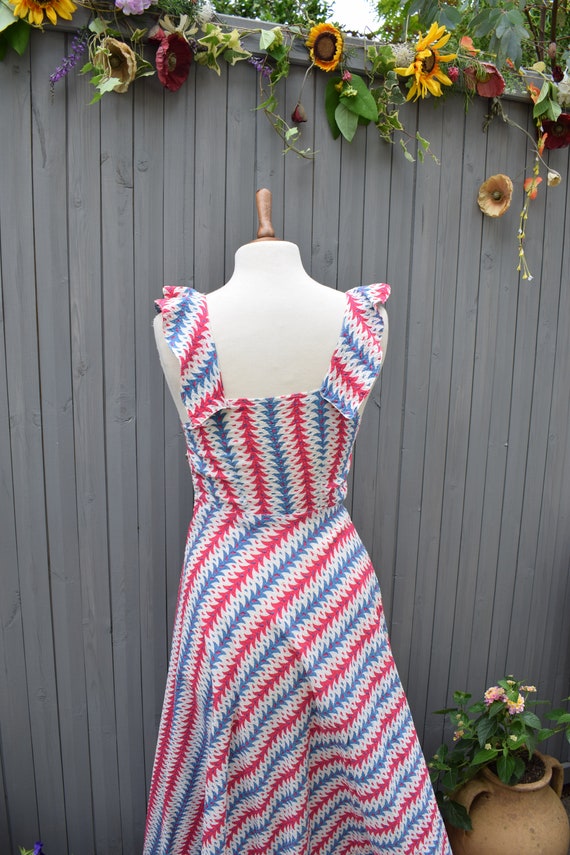 Blue frill main image 1