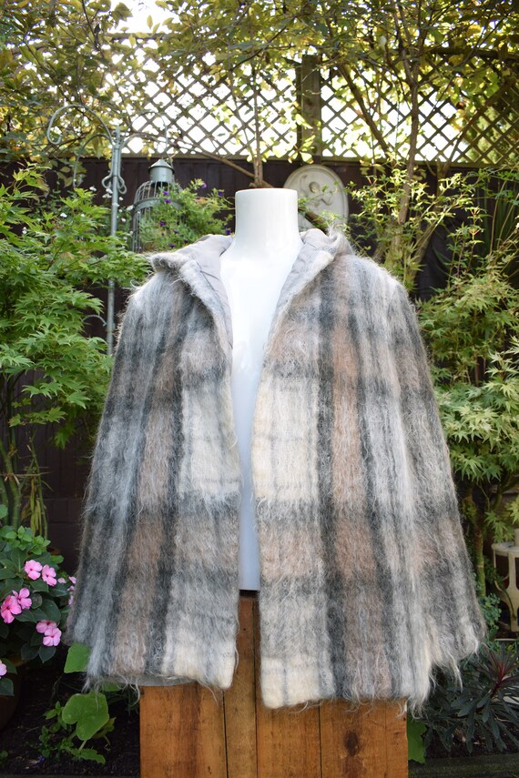 Grey Mohair Wool Cape | Short Hooded Cape | 1960s - image 2