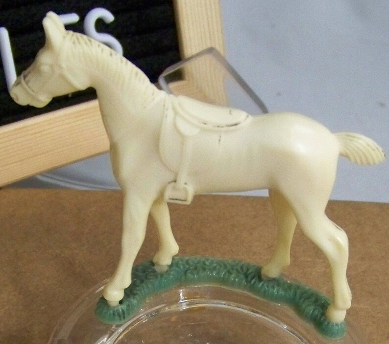 Vintage Glass Horseshoe Shaped Ashtray With Molded Plastic Etsy