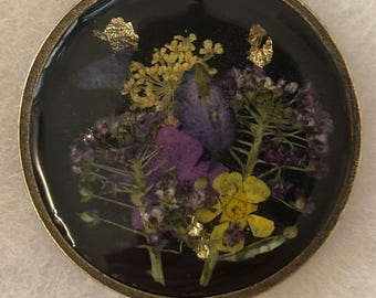 Pressed Flower Resin Pendant Necklace: Gold Leaf Stainless Steel Chain