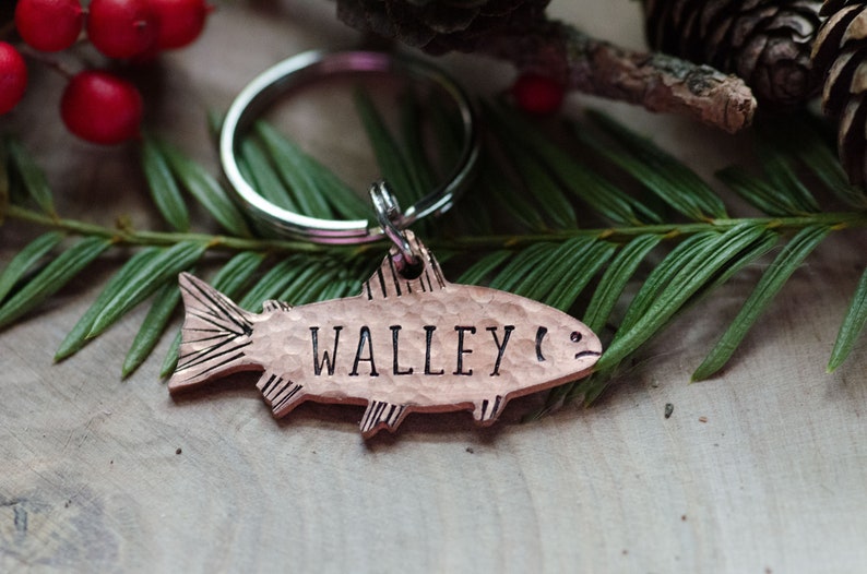 Fish are friends, not food /hand stamped custom dog tag, personalized metal pet ID tag, name tag / fishing keychain Copper, font 2