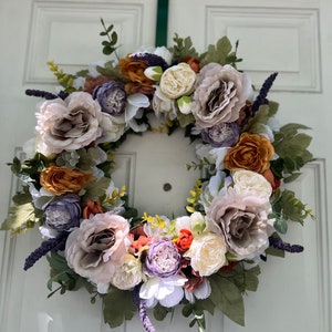 Autumn flower wreath